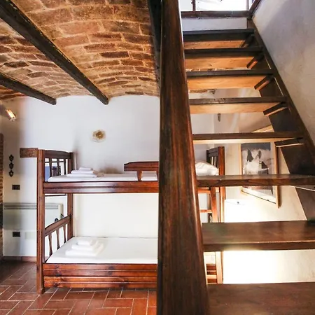 Santo's House Apartment *