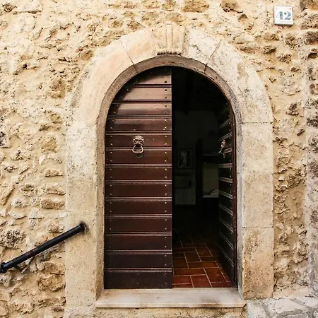Apartmán Santo's House