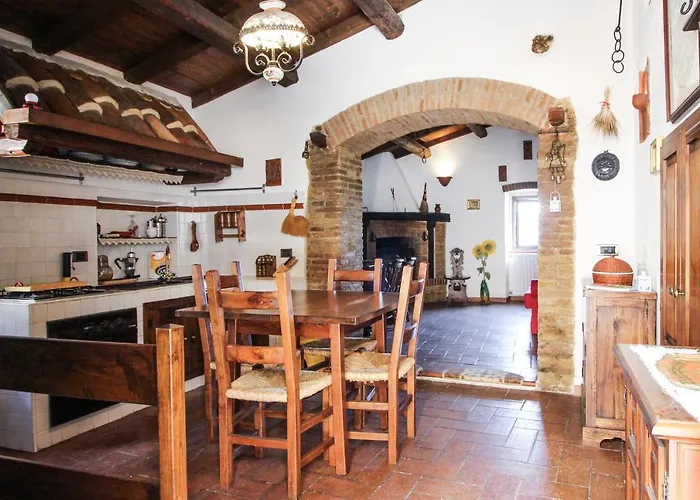 דירה Santo's House סנטו סטפאנו די ססאניו