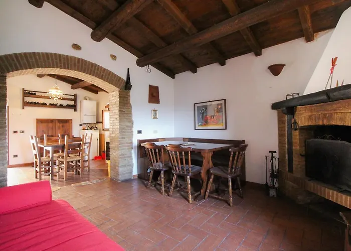 דירה Santo's House סנטו סטפאנו די ססאניו