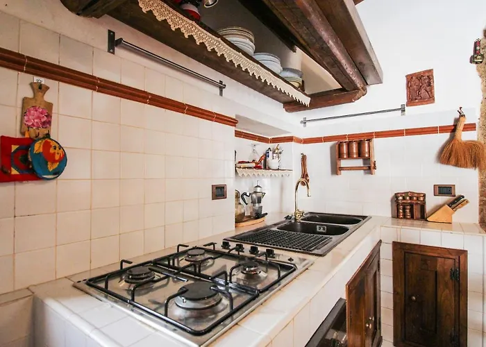 Апартаменты Santo's House Санто-Стефано-ди-Сессанио