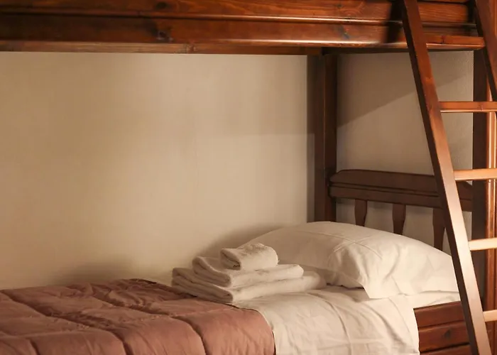 Апартаменты Santo's House *